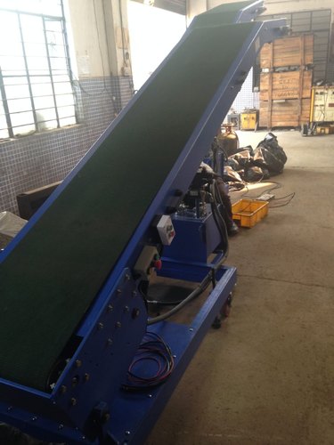 Conveyor Lift